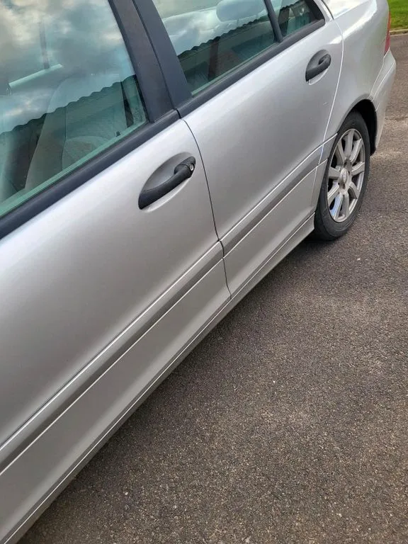 Mercedes-Benz C 220