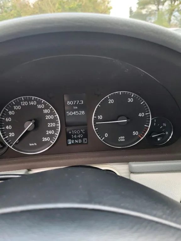 Mercedes-Benz C 220