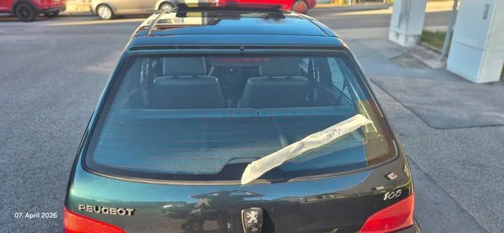 Peugeot 106