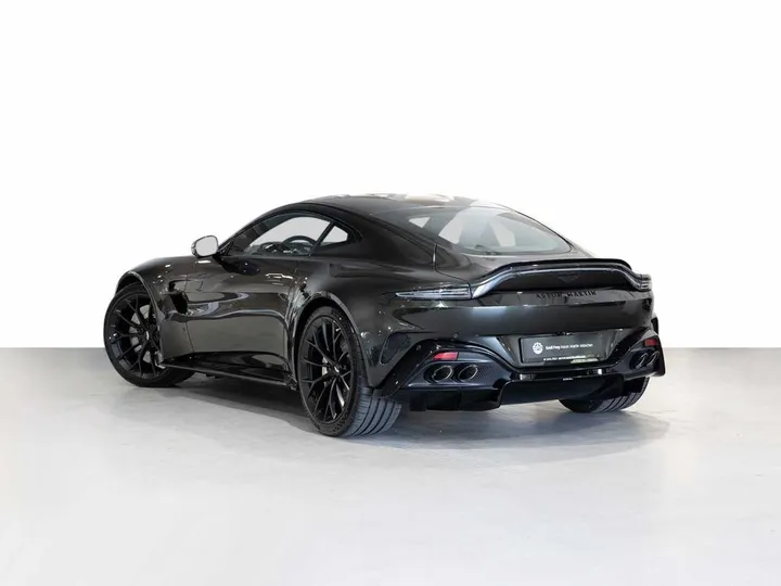 Aston Martin V8 Vantage