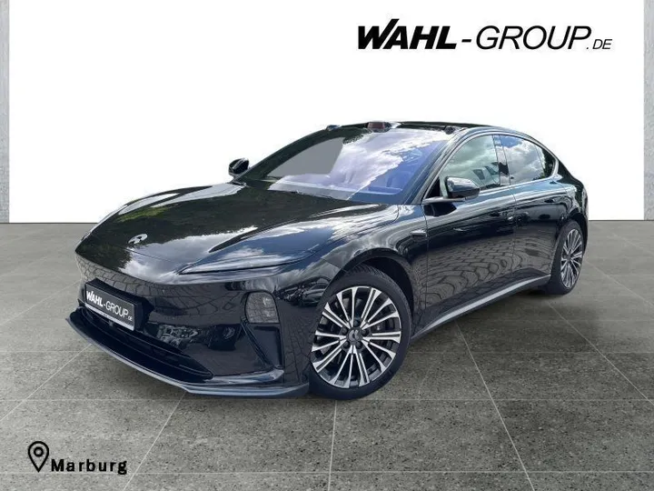 NIO ET5