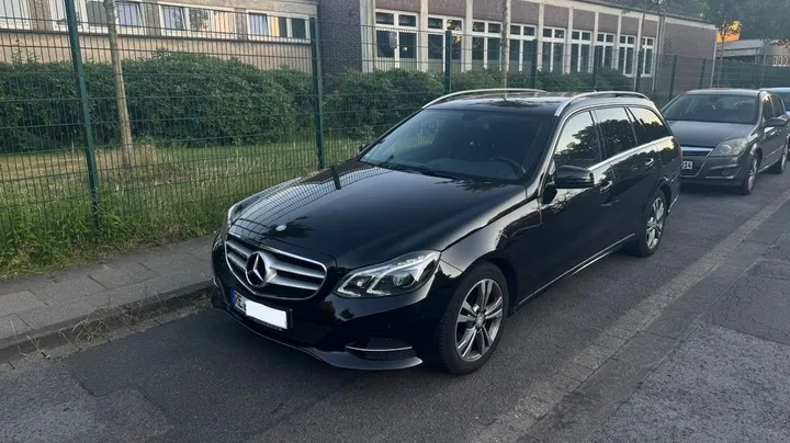 Mercedes-Benz E 250