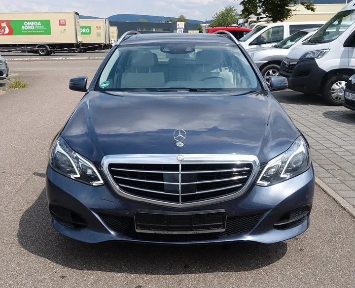 Mercedes-Benz E 300