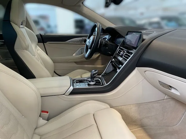 BMW M850