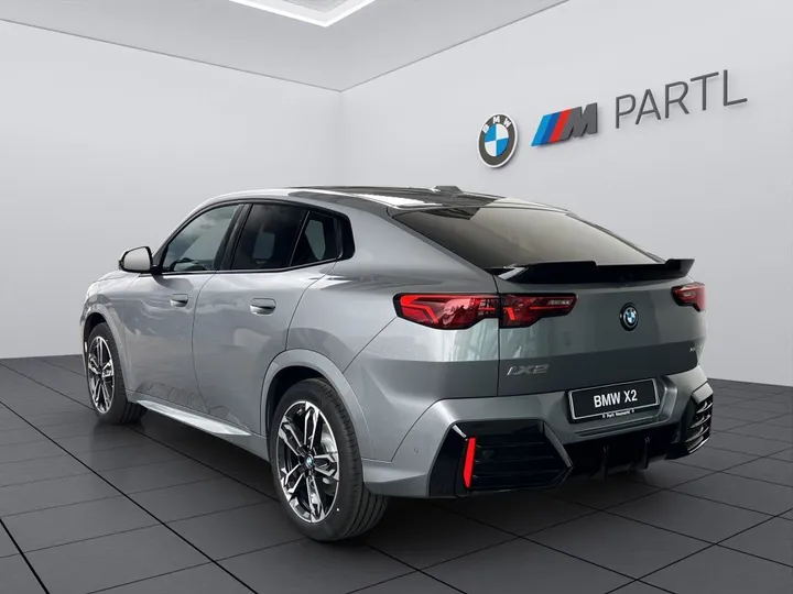 BMW iX2