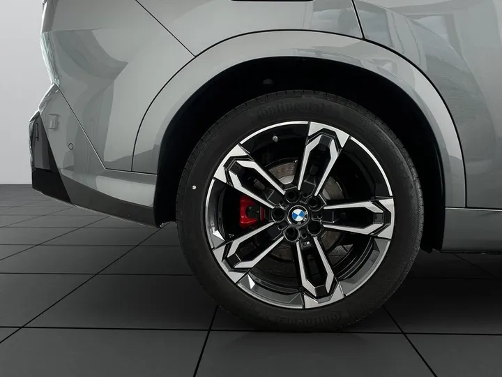 BMW iX2