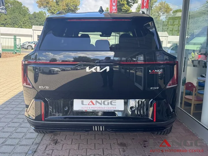 Kia EV5