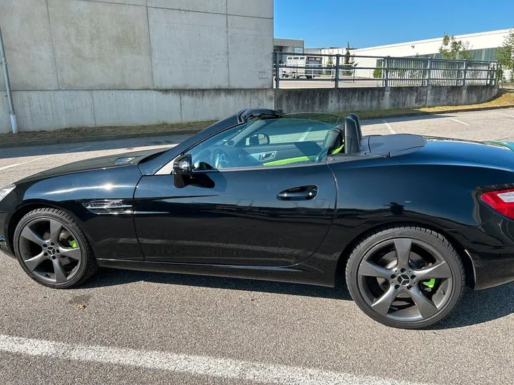 Mercedes-Benz SLK 200