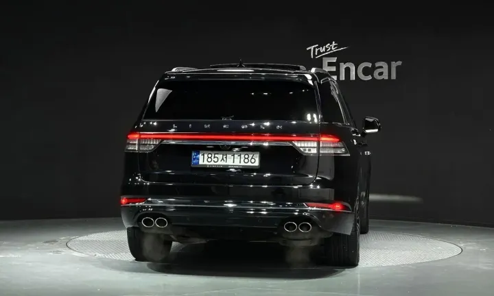 Lincoln Aviator