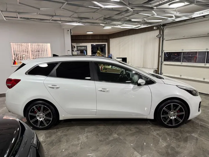 Kia cee'd / Ceed