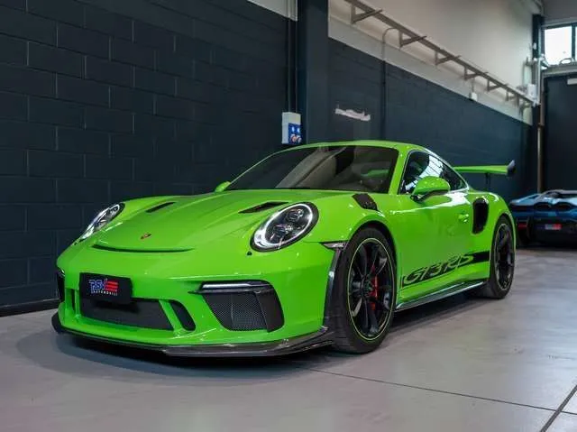 Porsche 911