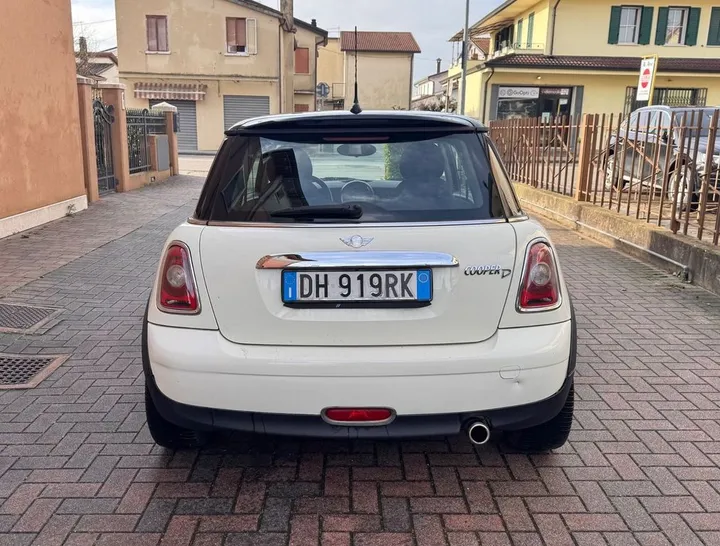 MINI Cooper D