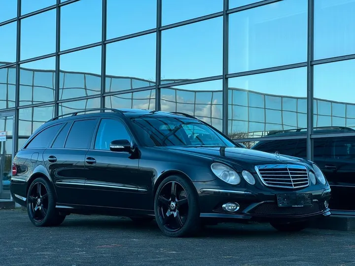 Mercedes-Benz E 500