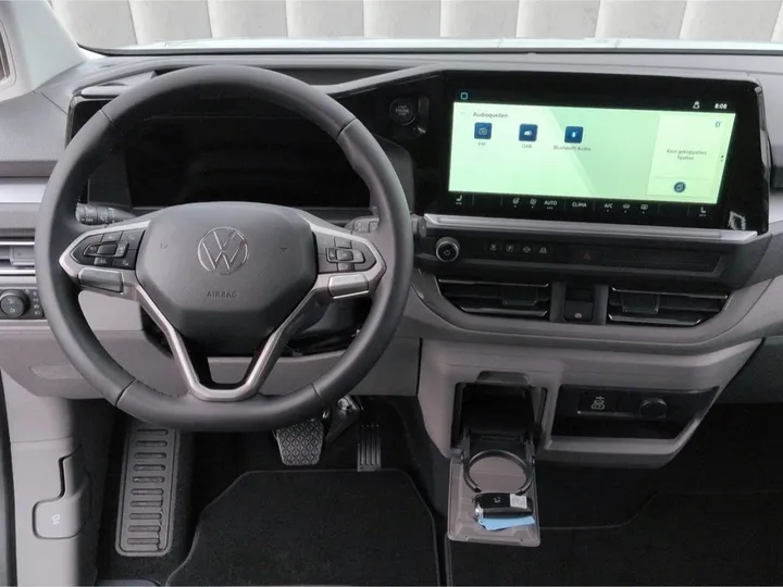 Volkswagen T7 Caravelle
