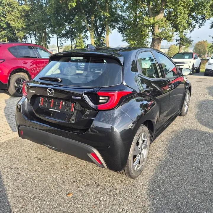 Mazda 2 Hybrid