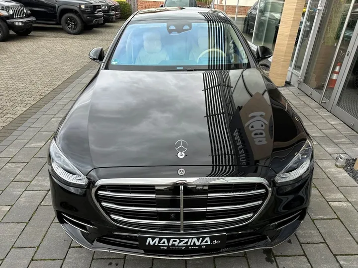 Mercedes-Benz S 400