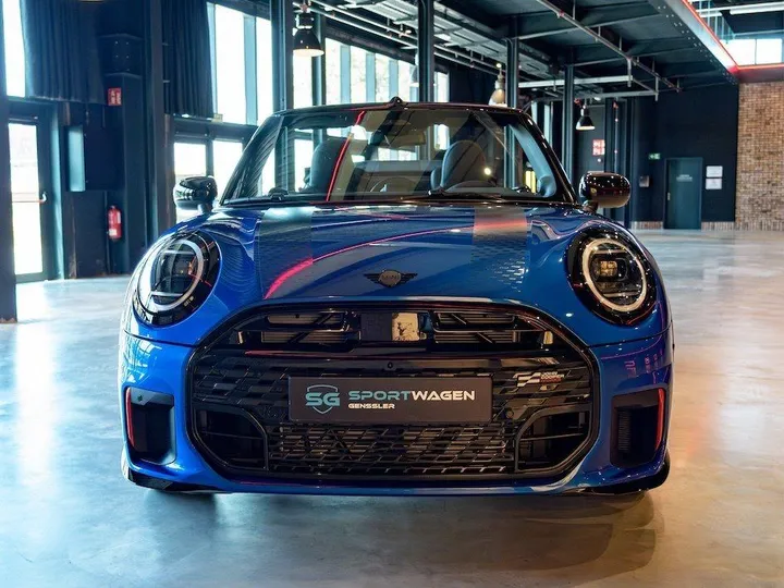 MINI John Cooper Works Cabrio