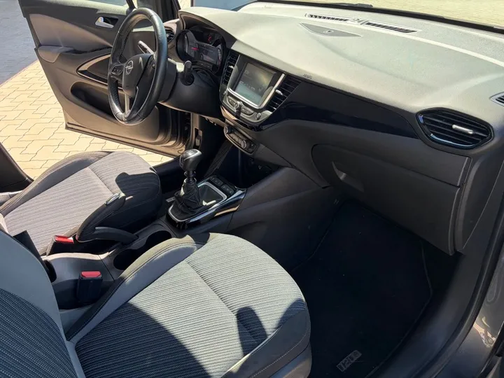 Opel Crossland (X)