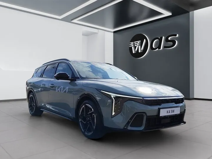Kia K4