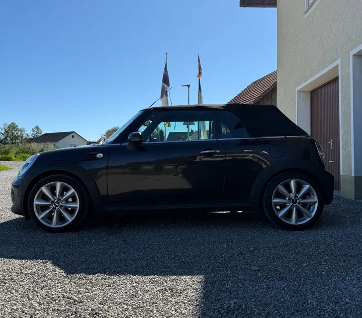 MINI Cooper D Cabrio