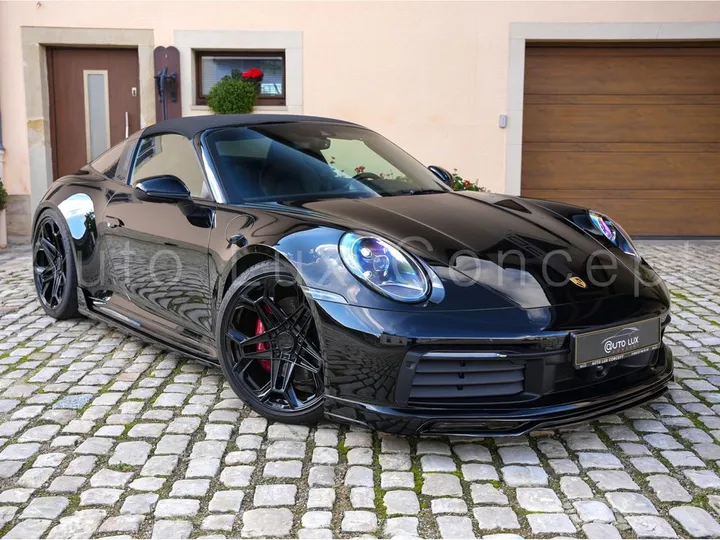 Porsche 992