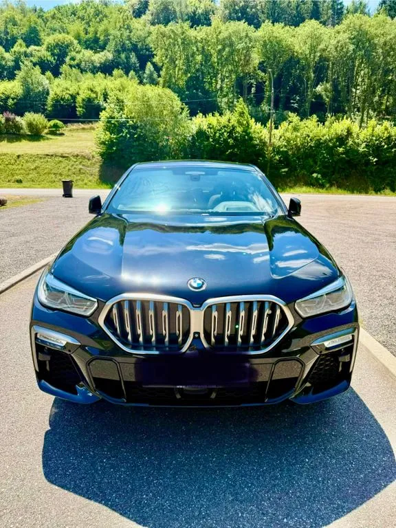 BMW X5 M50