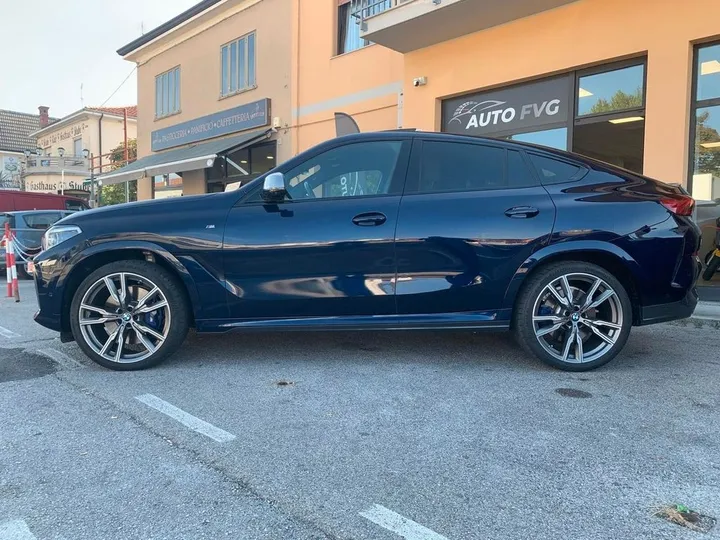 BMW X6 M50