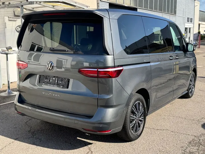 Volkswagen T7 Multivan