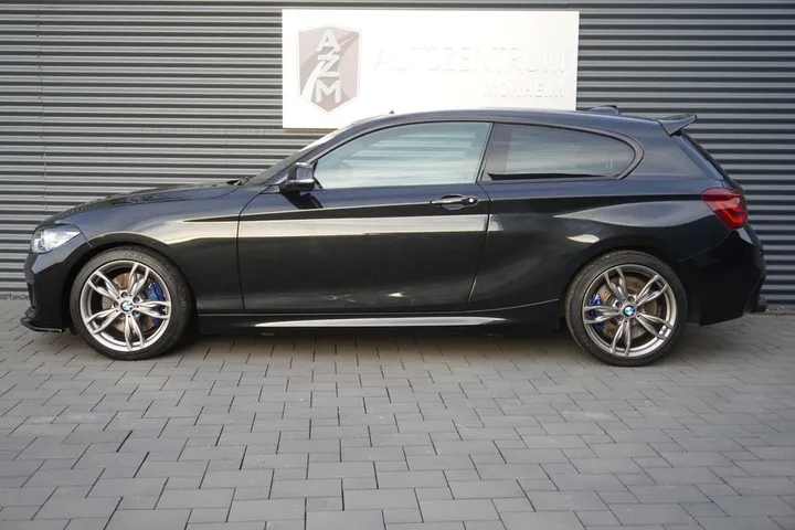 BMW M140i