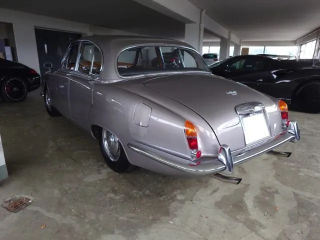 Jaguar S-Type