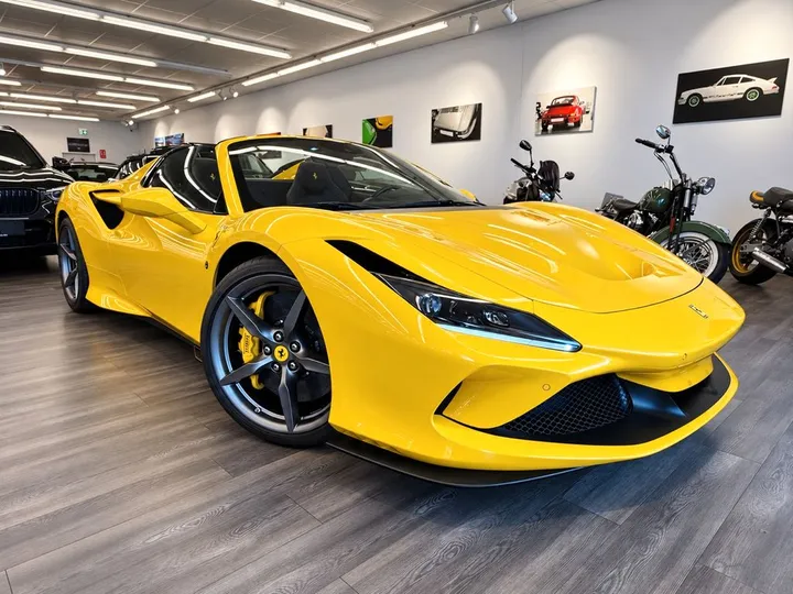 Ferrari F8