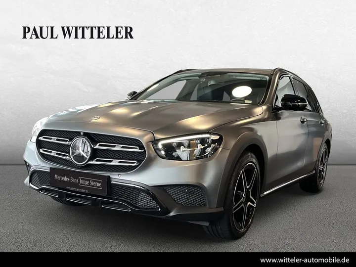 Mercedes-Benz E 220