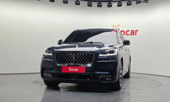 Lincoln Aviator