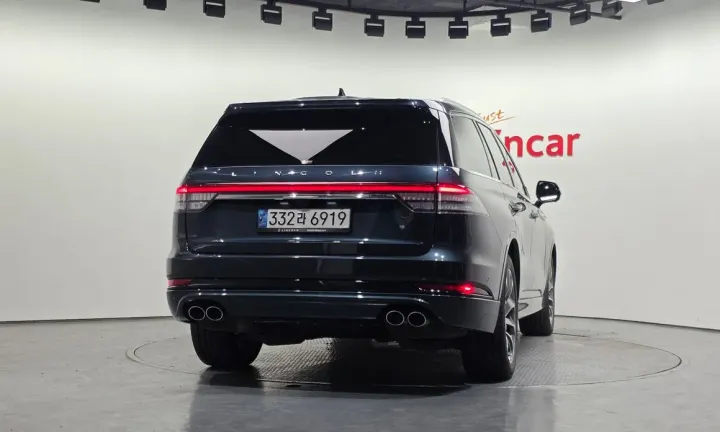 Lincoln Aviator