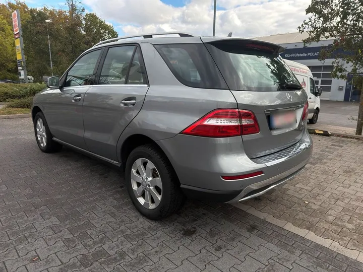 Mercedes-Benz ML 350