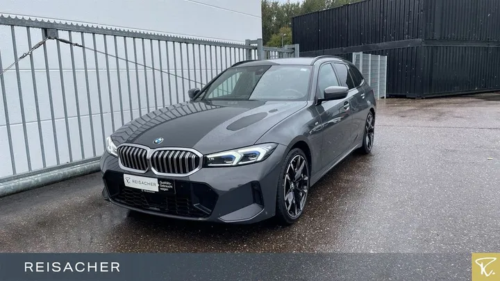 BMW 330