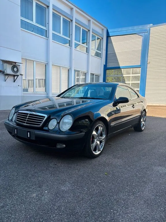 Mercedes-Benz CLK 200