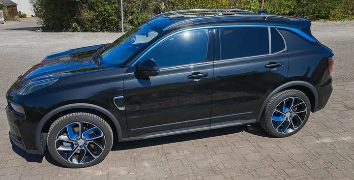 Lynk&Co 01