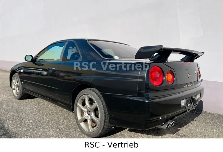 Nissan Skyline