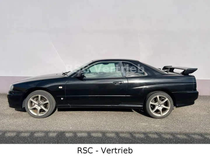 Nissan Skyline