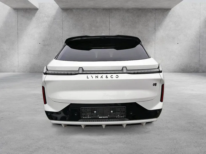 Lynk&Co 08