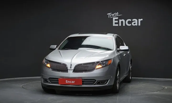 Lincoln MKS