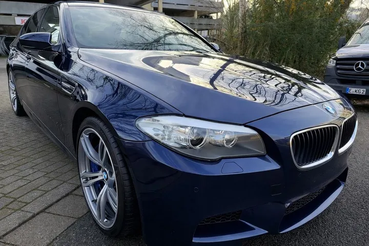 BMW M5