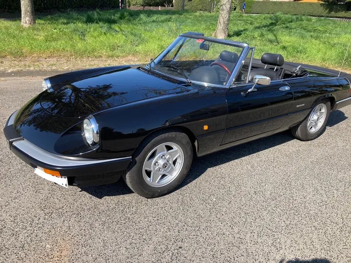 Alfa Romeo Spider