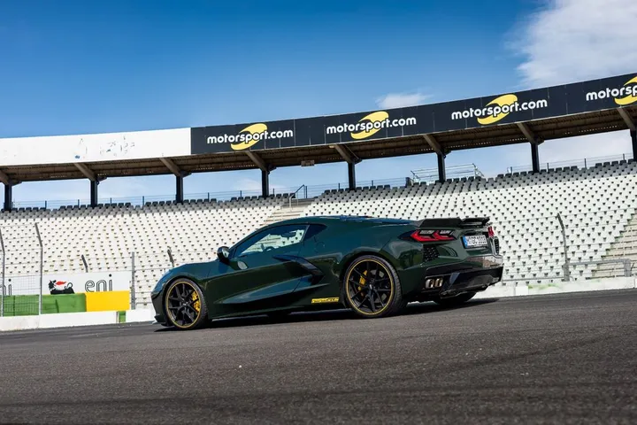 Corvette C8