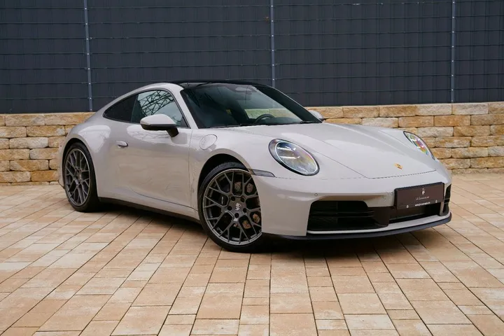 Porsche 992