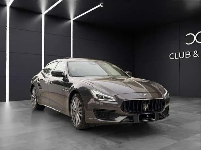 Maserati Quattroporte