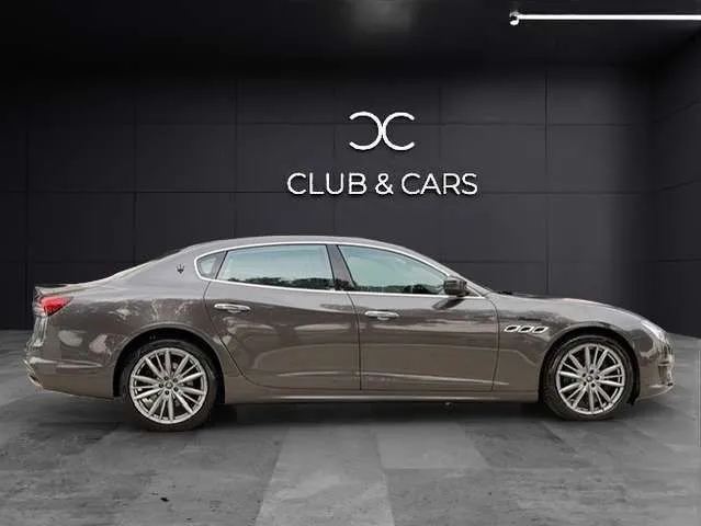 Maserati Quattroporte