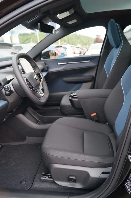 Volvo EX30
