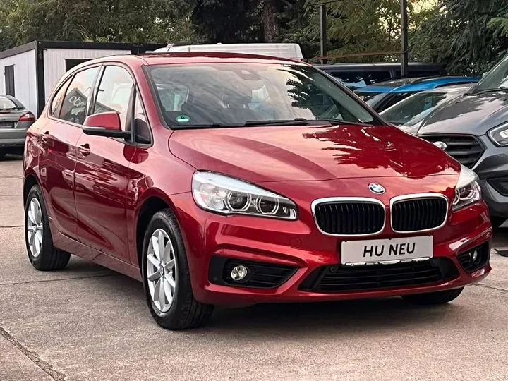 BMW 218